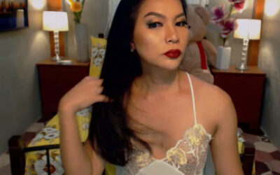 Ze zit in haar kamertje – een ladyboy prinses